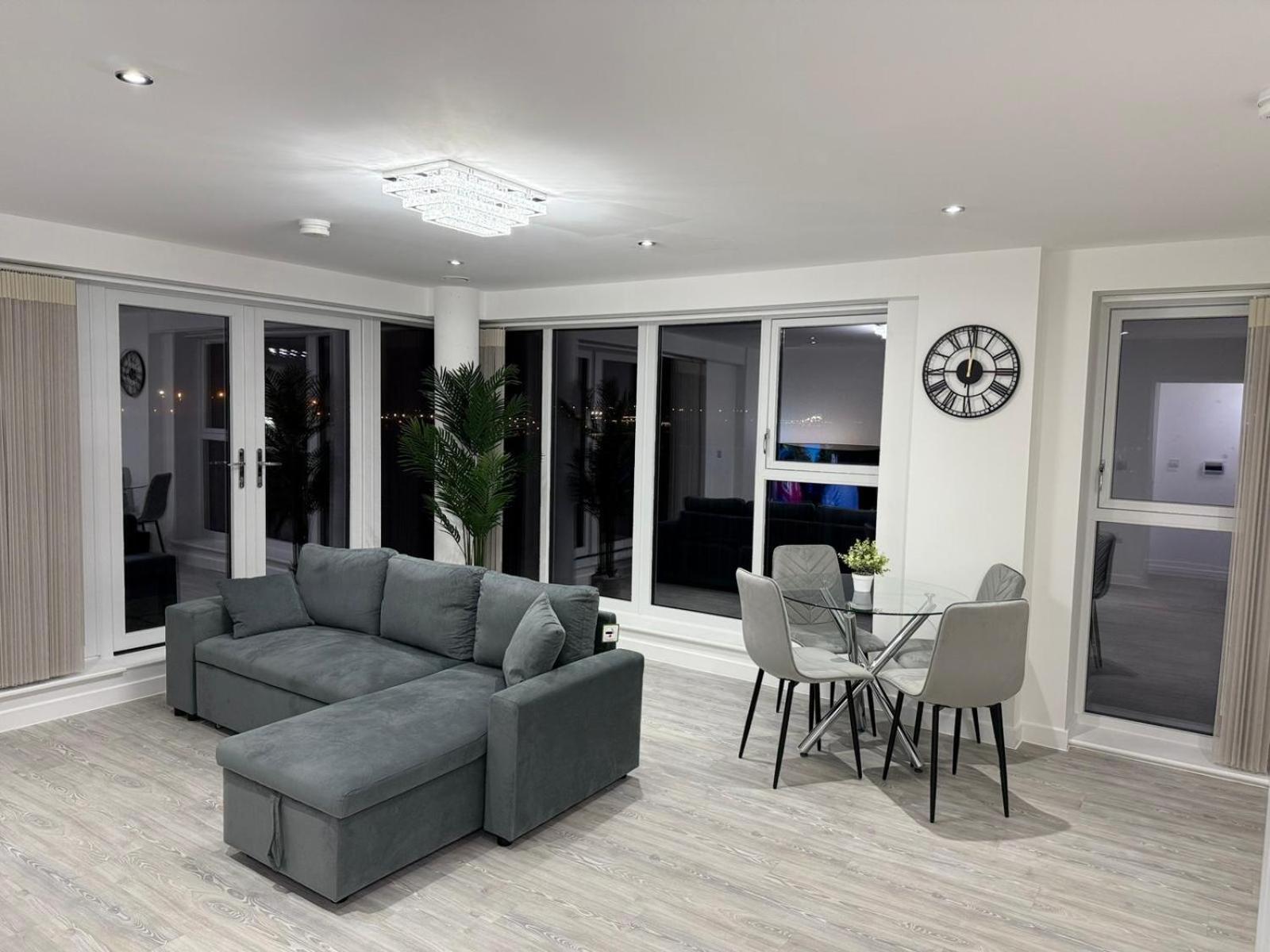 Serenity Waterfront 2 Bed Apartment Northfleet Eksteriør billede